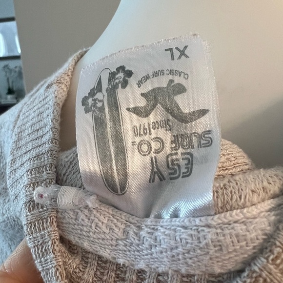 ESY surf co cream oversized Outer Banks NC sweatshirt - Picture 2 of 4